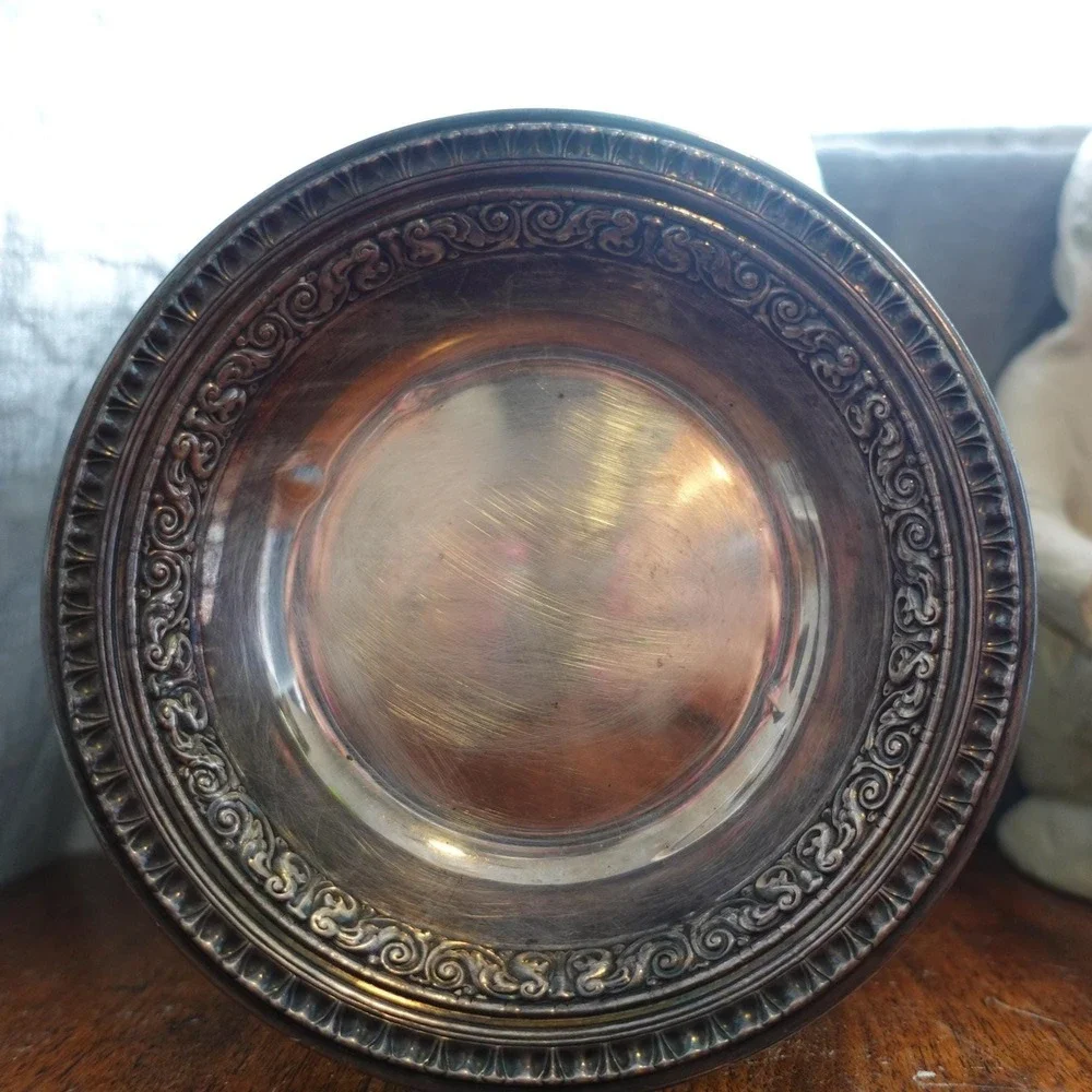 Vintage Reed &‎ Barton 1201 (A) Silver Plated Bowl Ornate Decorative Edge Decor